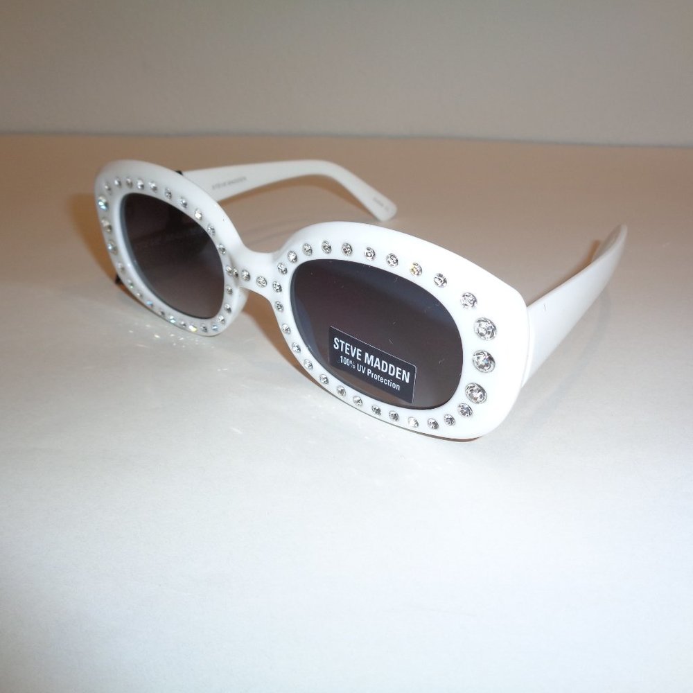 Steve Madden BLING White Jeweled New Sunglasses - Picture 3 of 8